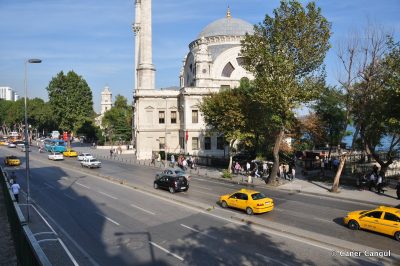 Dolmabahçe Camii
