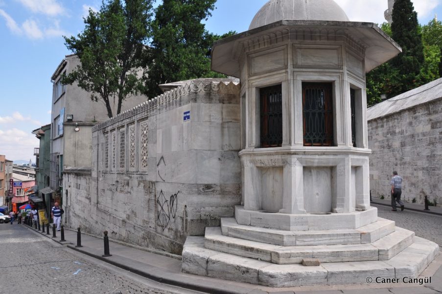 Mimar Sinan Türbesi