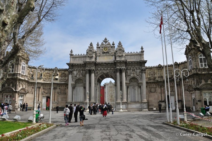 Dolmabahçe Sarayı Hazine Kapısı
